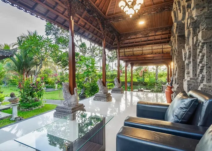 Maruan Sari * Ubud